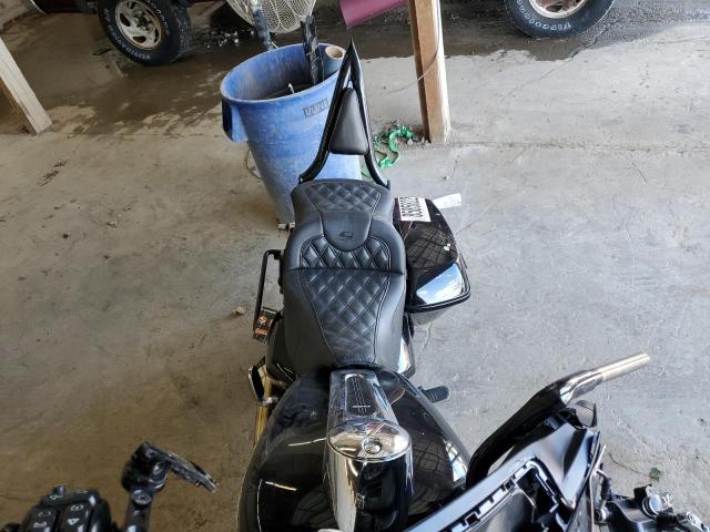 1HD1KBC15KB607063 - 2019 HARLEY-DAVIDSON FLHX 黑色 照片 5