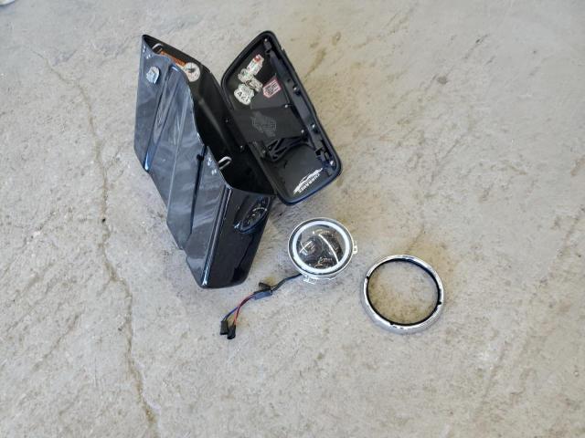 1HD1KBC15KB607063 - 2019 HARLEY-DAVIDSON FLHX 黑色 照片 9