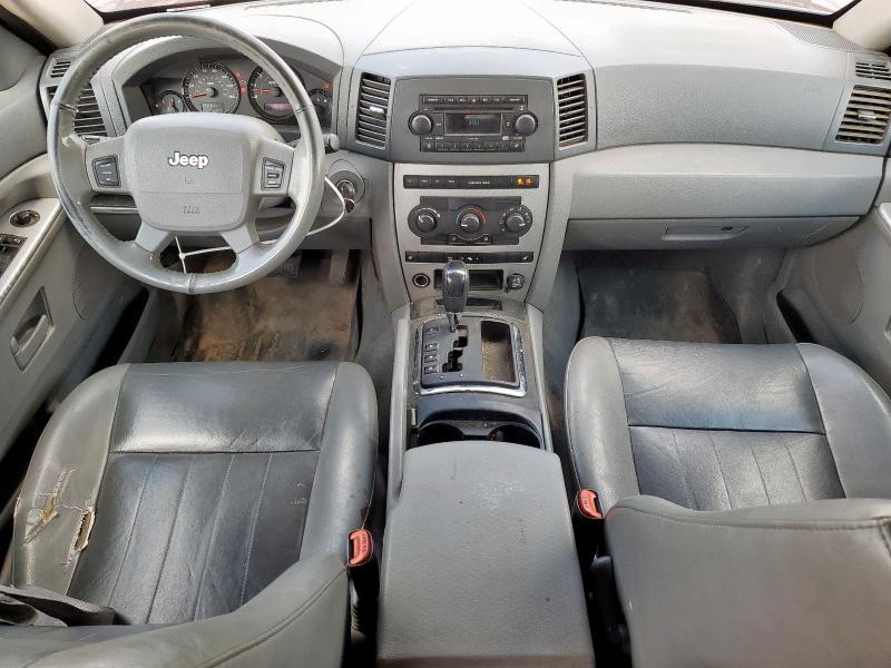 1J8HS48N05C658565 - 2005 JEEP GRAND CHEROKEE LAREDO წითელი ფოტო 8