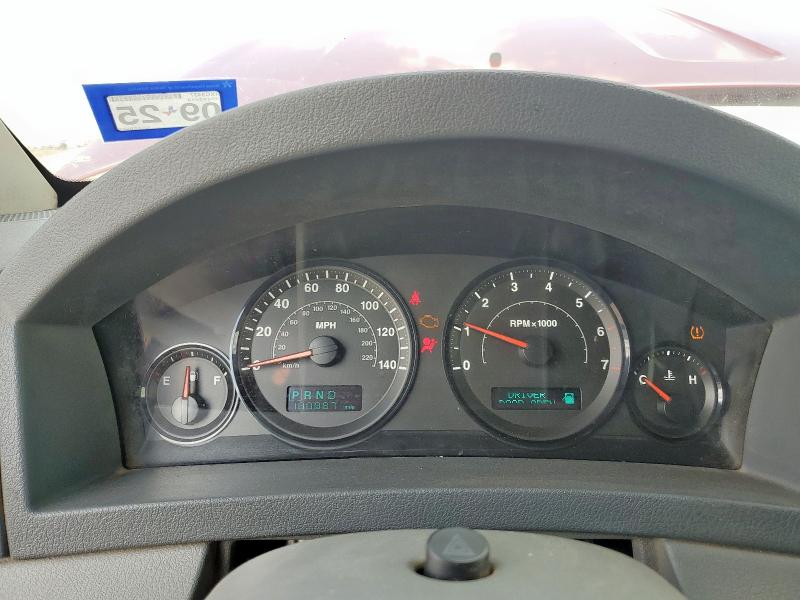 1J8HS48N05C658565 - 2005 JEEP GRAND CHEROKEE LAREDO წითელი ფოტო 9