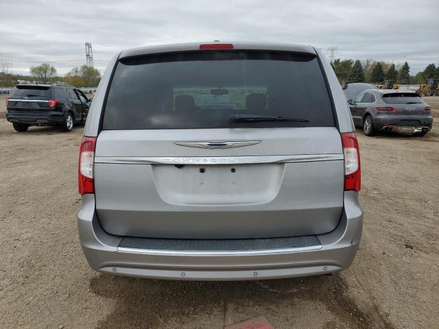 2C4RC1CG5ER375943 - 2014 CHRYSLER TOWN & COU TOURING L SILVER photo 6