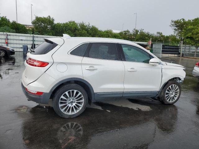 5LMCJ3C92HUL11058 - 2017 LINCOLN MKC RESERVE WHITE photo 3
