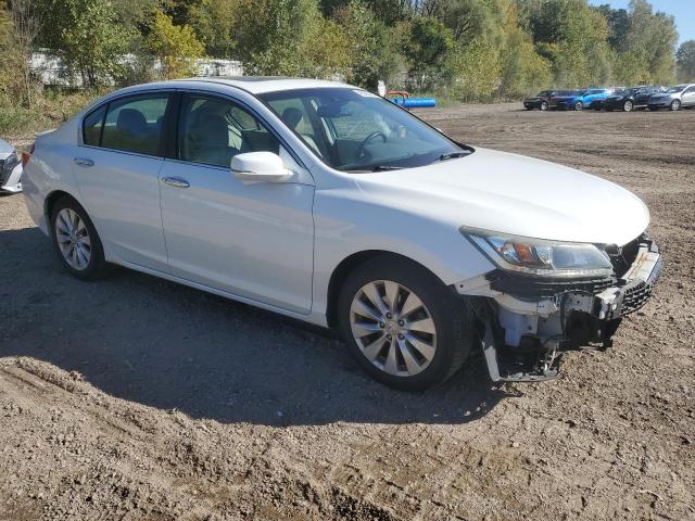 1HGCR2F81DA056204 - 2013 HONDA ACCORD EXL Weiß Foto 4
