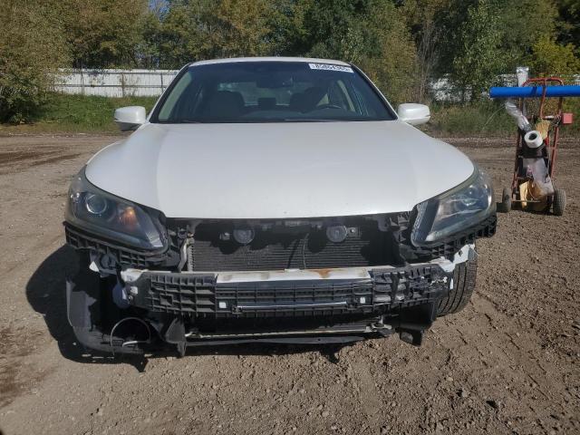 1HGCR2F81DA056204 - 2013 HONDA ACCORD EXL Weiß Foto 5