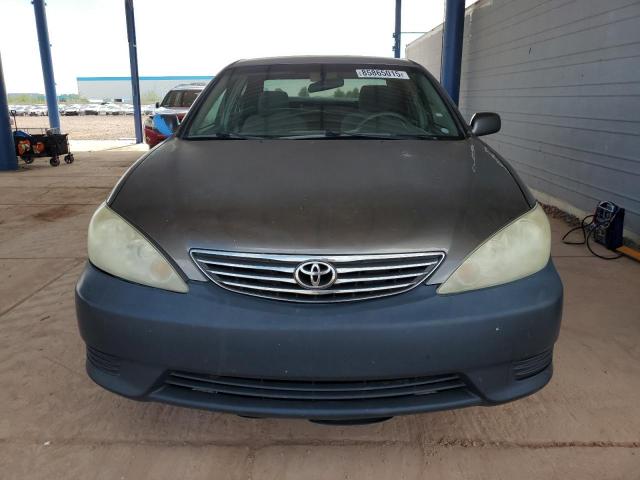 4T1BE30K05U511149 - 2005 TOYOTA CAMRY LE 灰色 照片 5