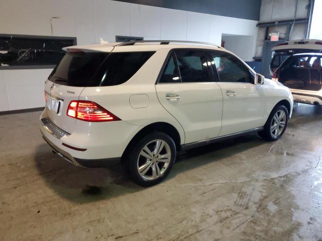 4JGDA5HB7FA609148 - 2015 MERCEDES-BENZ ML 350 4MATIC WHITE photo 3