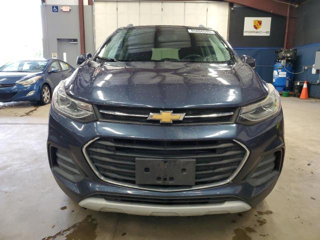 3GNCJPSB5JL166396 - 2018 CHEVROLET TRAX 1LT BLUE photo 5