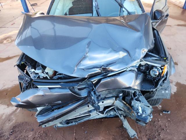 JTMZFREV4HJ705484 - 2017 TOYOTA RAV4 LE ნაცრისფერი ფოტო 12