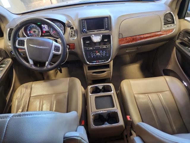 2C4RC1CG1CR420356 - 2012 CHRYSLER TOWN & COU TOURING L TAN photo 8