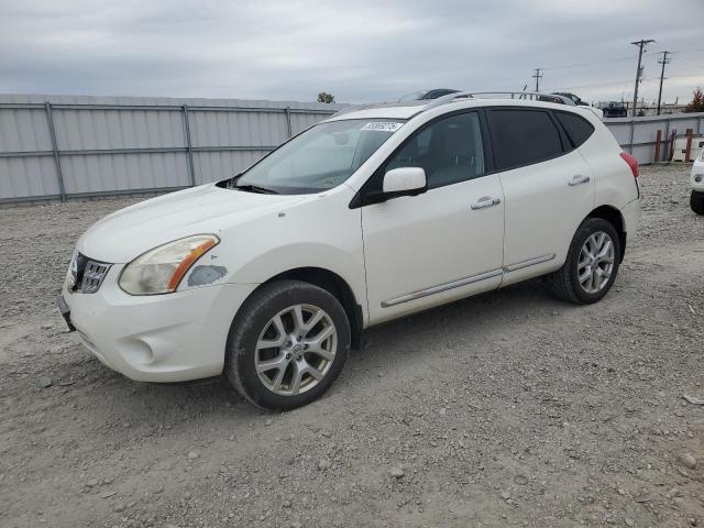 2013 NISSAN ROGUE S, 