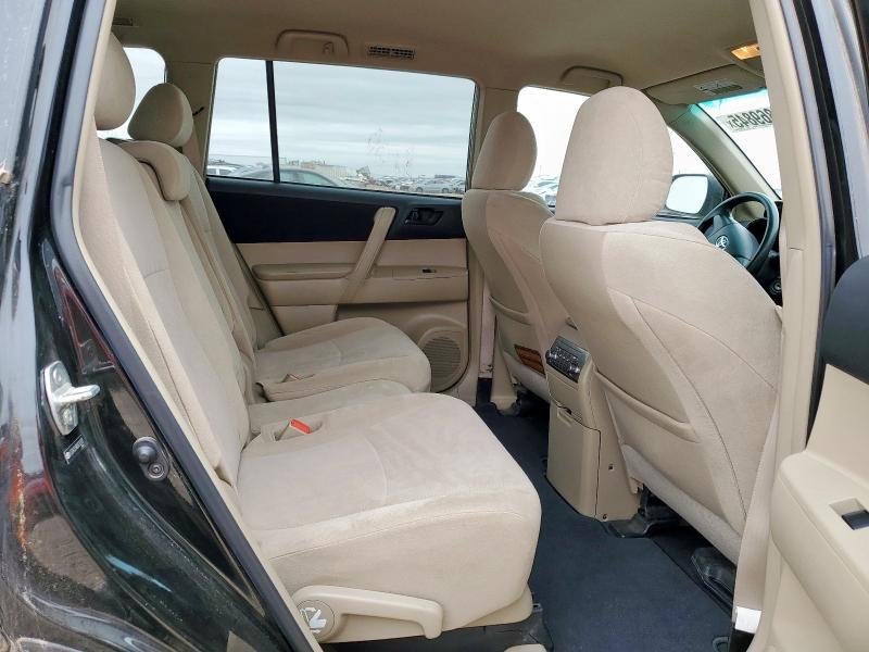 5TDZK3EH6BS035269 - 2011 TOYOTA HIGHLANDER BASE Черный фото 11