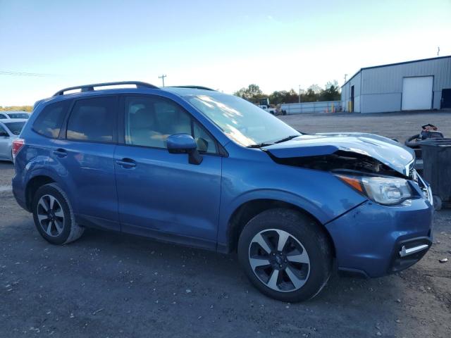 JF2SJAEC3JH499847 - 2018 SUBARU FORESTER 2.5I PREMIUM BLUE photo 4