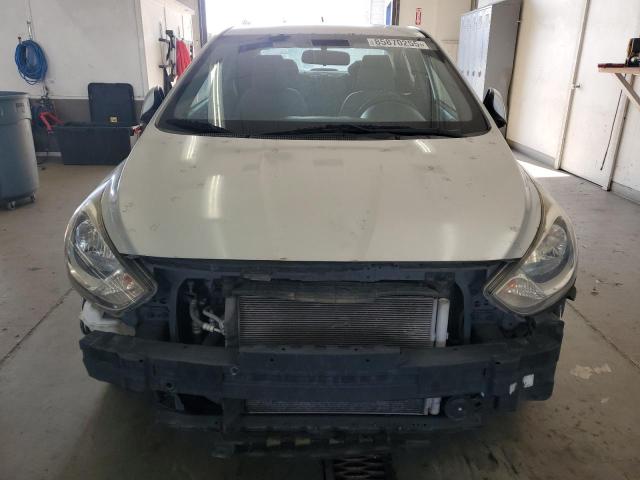 KMHCT4AE4DU497196 - 2013 HYUNDAI ACCENT GLS SILVER photo 5