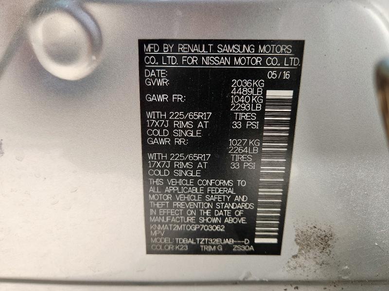 KNMAT2MT0GP703062 - 2016 NISSAN ROGUE S SILVER photo 13