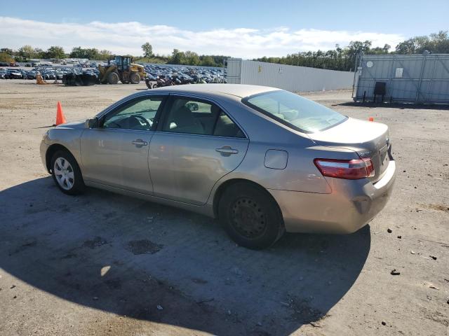 4T1BE46K17U501360 - 2007 TOYOTA CAMRY CE GOLD photo 2