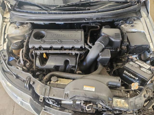 KNAFU4A20B5361186 - 2011 KIA FORTE EX SILVER photo 11
