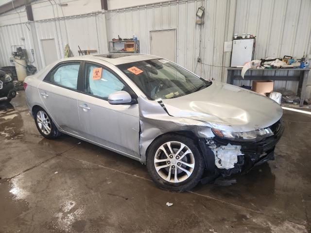 KNAFU4A20B5361186 - 2011 KIA FORTE EX SILVER photo 4