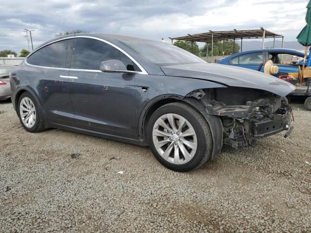 5YJXCBE2XHF066029 - 2017 TESLA MODEL X Boz foto 4