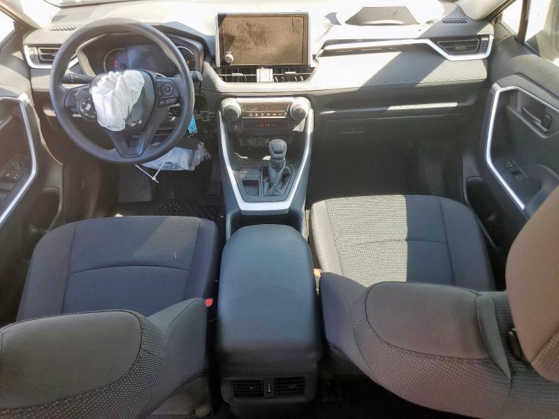 2T3H1RFV8SW404931 - 2025 TOYOTA RAV4 LE 黑色 照片 8