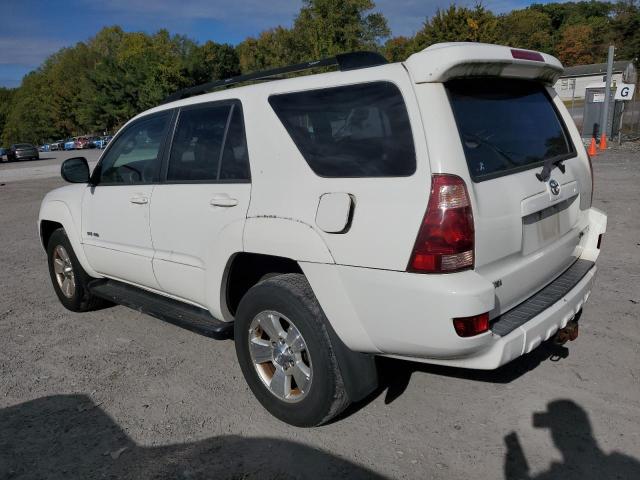 JTEBU14R558040476 - 2005 TOYOTA 4RUNNER SR5 WHITE photo 2