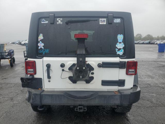 1C4HJWDG5FL521961 - 2015 JEEP WRANGLER U SPORT Білий фото 6