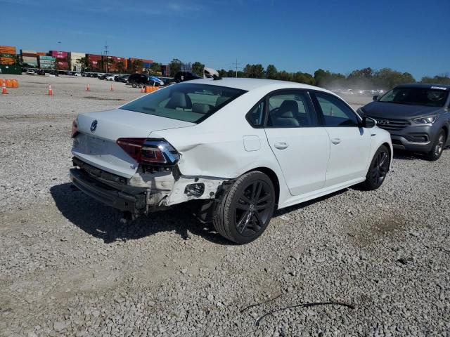 1VWAA7A36JC028918 - 2018 VOLKSWAGEN PASSAT S Biały zdjęcie 3