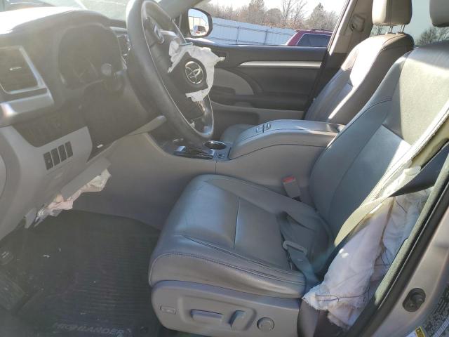 5TDJKRFH4GS313169 - 2016 TOYOTA HIGHLANDER XLE SILVER photo 7