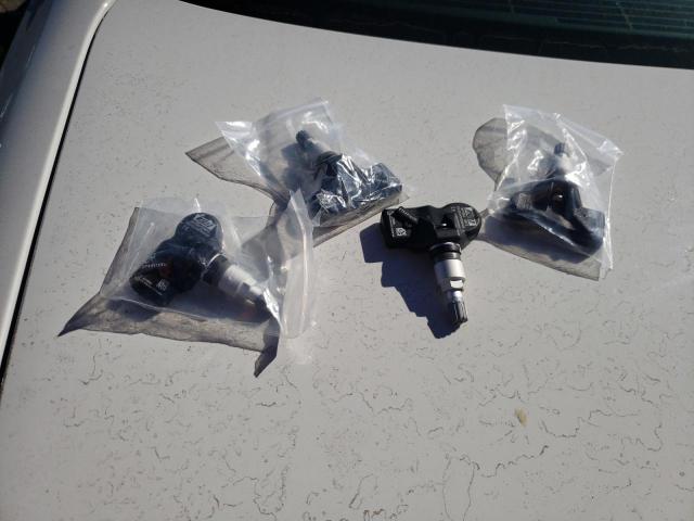 WBAKF3C5XDJ385984 - 2013 BMW 328 XI WHITE photo 12