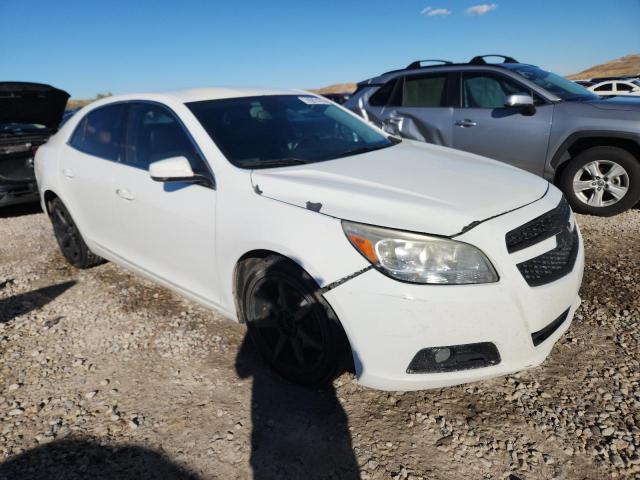 1G11E5SA8DF306464 - 2013 CHEVROLET MALIBU 2LT თეთრი ფოტო 4