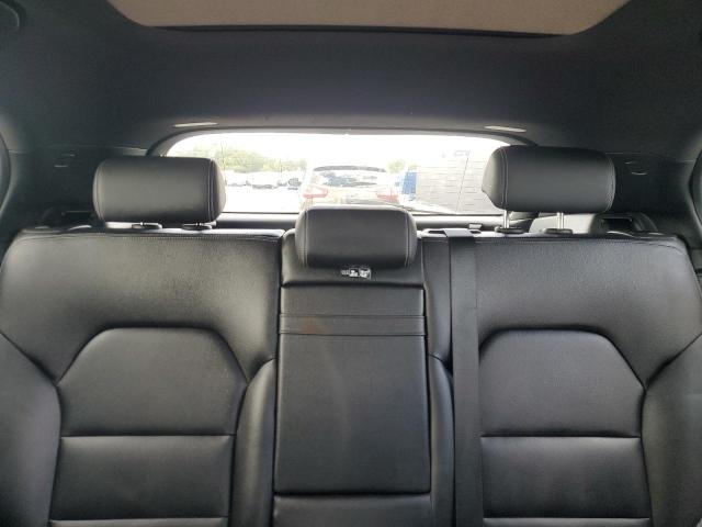 WDCTG4EB0KU003206 - 2019 MERCEDES-BENZ GLA 250 Schwarz Foto 10