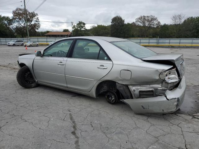4T1BE32K84U881597 - 2004 TOYOTA CAMRY LE SILVER photo 2