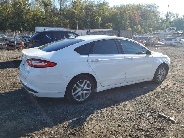 3FA6P0HR9DR283518 - 2013 FORD FUSION SE WHITE photo 3