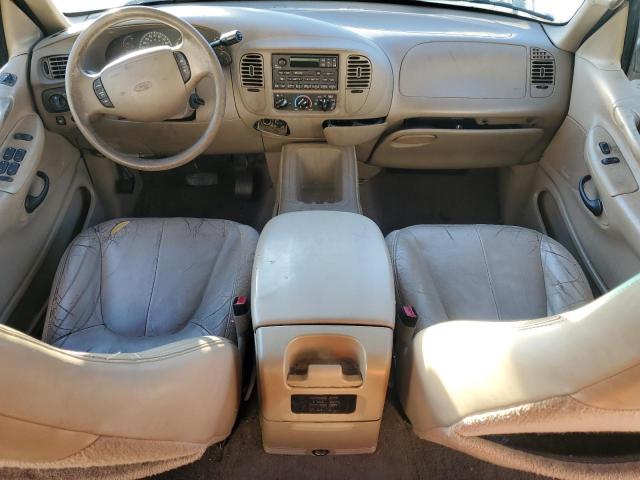 1FMRU1562YLB39907 - 2000 FORD EXPEDITION XLT GREEN photo 8