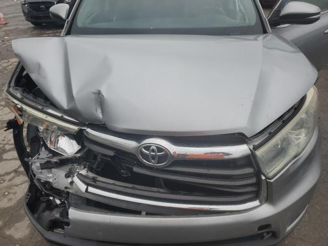 5TDKKRFH6FS052341 - 2015 TOYOTA HIGHLANDER XLE SILVER photo 12