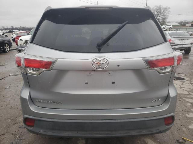 5TDKKRFH6FS052341 - 2015 TOYOTA HIGHLANDER XLE SILVER photo 6
