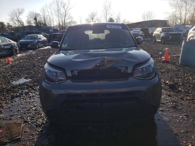 KNDJP3A52F7180061 - 2015 KIA SOUL + SILVER photo 5