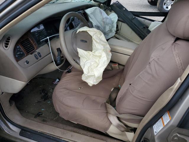 1LNHM81W91Y724017 - 2001 LINCOLN TOWN CAR EXECUTIVE Creme Foto 7