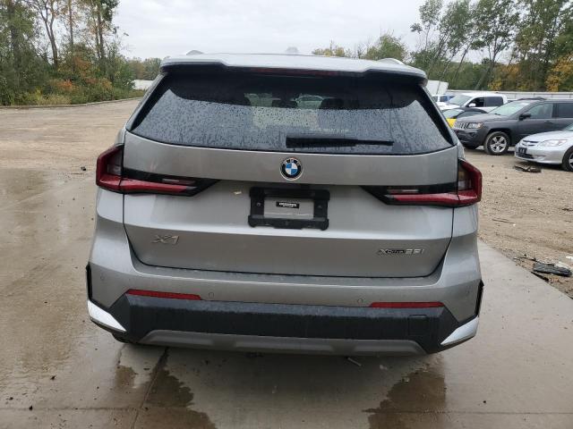 WBX73EF07P5W43889 - 2023 BMW X1 XDRIVE28I SILVER photo 6