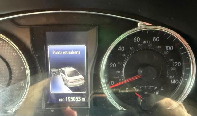 4T1BF1FK2FU048599 - 2015 TOYOTA CAMRY LE თეთრი ფოტო 9