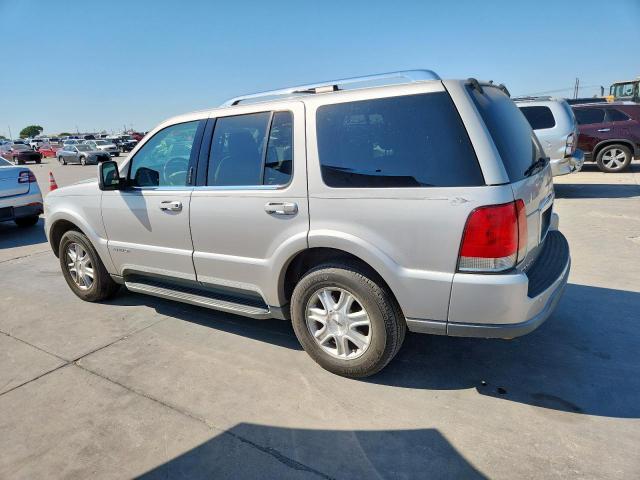 5LMEU68H94ZJ19716 - 2004 LINCOLN AVIATOR 银色 照片 2