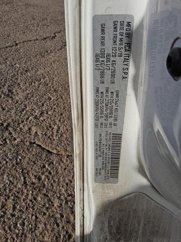 ZFBHRFAB4K6N72395 - 2019 RAM PROMASTER WHITE photo 13