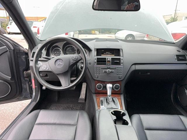 WDDGF81X09F223288 - 2009 MERCEDES-BENZ C 300 4MATIC GRAY photo 9