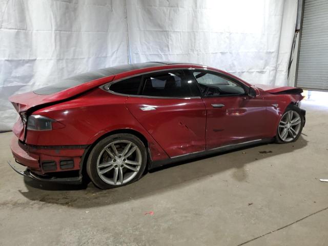 5YJSA1H19EFP47744 - 2014 TESLA MODEL S RED photo 3