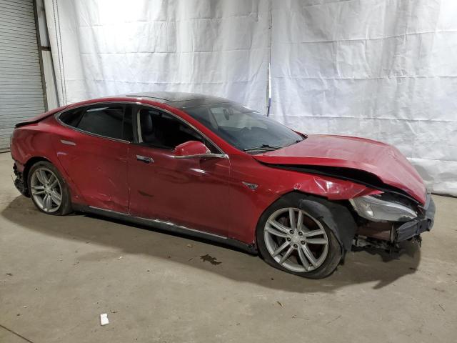 5YJSA1H19EFP47744 - 2014 TESLA MODEL S RED photo 4