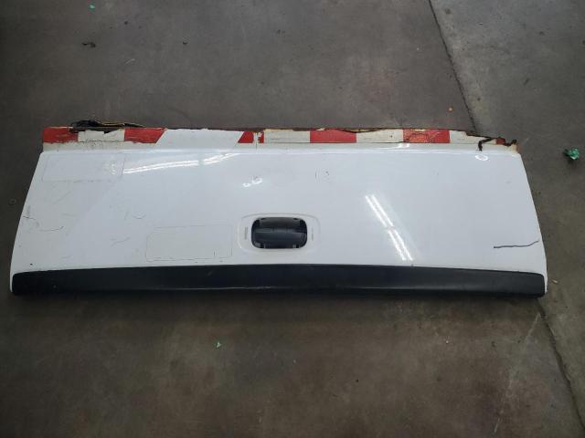 1GCEC14X95Z233615 - 2005 CHEVROLET SILVERADO C1500 WHITE photo 12