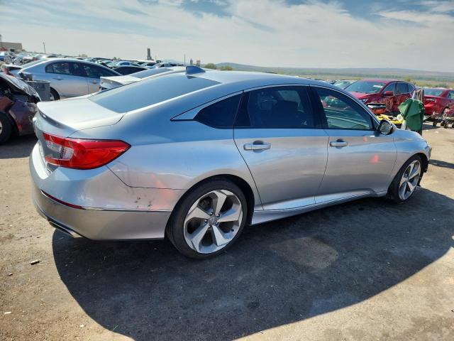1HGCV1F91JA192505 - 2018 HONDA ACCORD TOURING 银色 照片 3