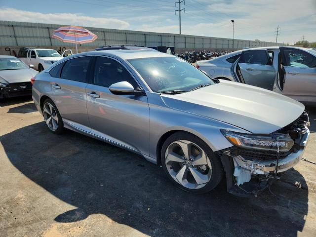 1HGCV1F91JA192505 - 2018 HONDA ACCORD TOURING 银色 照片 4