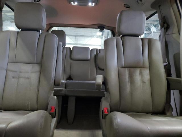 2C4RC1CGXFR609799 - 2015 CHRYSLER TOWN & COU TOURING L GOLD photo 10