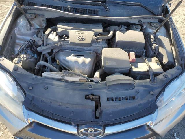 4T1BF1FK2GU555889 - 2016 TOYOTA CAMRY LE SILVER photo 11