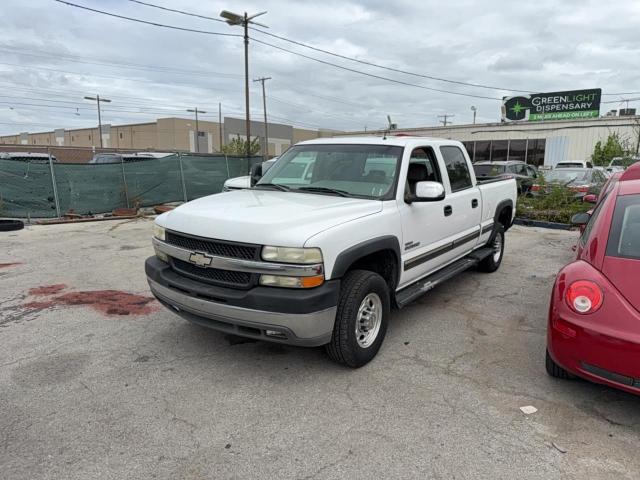 1GCHC23171F166265 - 2001 CHEVROLET SILVERADO C2500 HEAVY DUTY WHITE photo 2